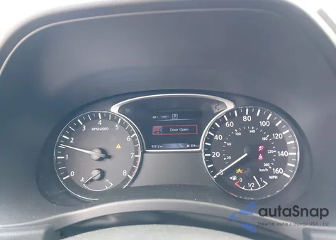 2019 Nissan Pathfinder Platinum z USA, uszkodzony, nr VIN 5N1DR2MM2KC624198